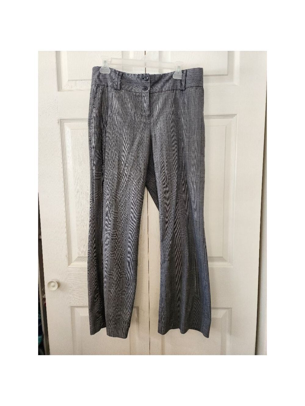 Relativity Gray Plaid Pants
